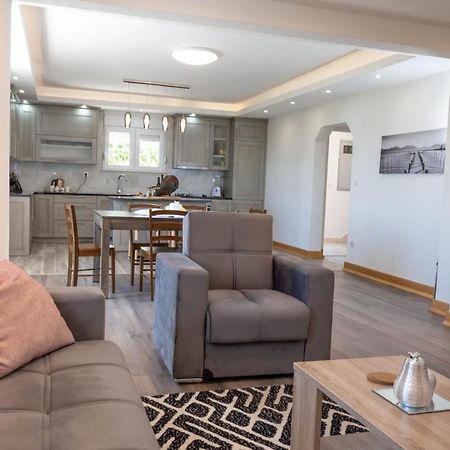 Apartmani Sandra Kaštela Exteriér fotografie
